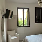 Casa Sulla Laguna Castello