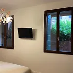 Casa Sulla Laguna Castello Гостевой дом
