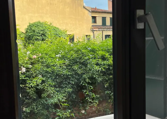 Casa Sulla Laguna Castello 3*