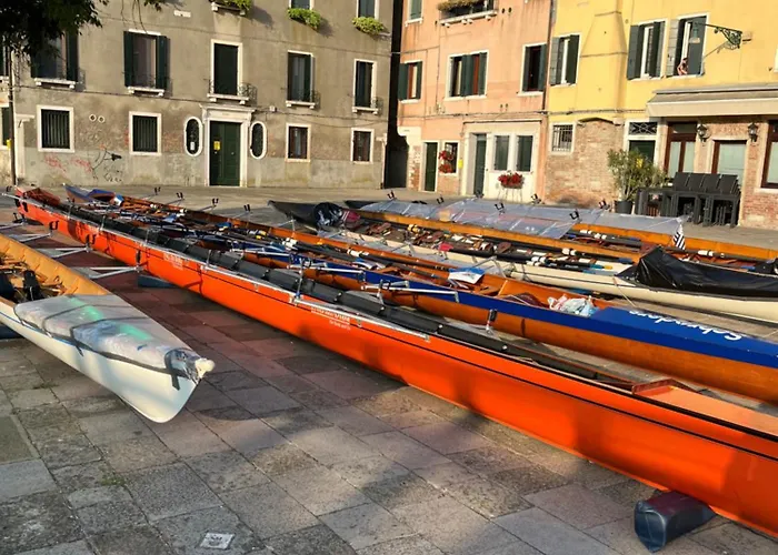 Casa Sulla Laguna Castello 3*