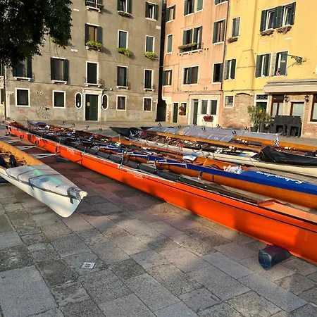 Casa Sulla Laguna Castello 3*