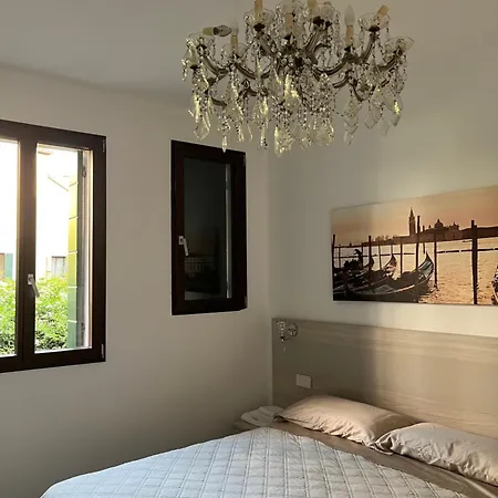 Casa Sulla Laguna Castello Πανσιόν