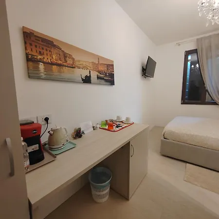 ゲストハウス Casa Sulla Laguna Castello