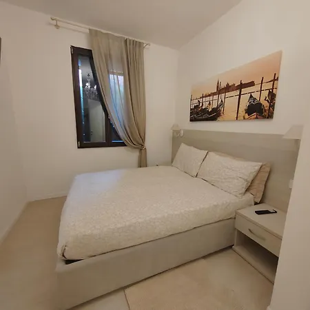 Casa Sulla Laguna Castello 3*