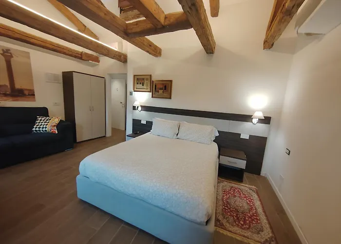 Pensión Casa Sulla Laguna Castello