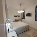 Casa Sulla Laguna Castello 3* ונציה