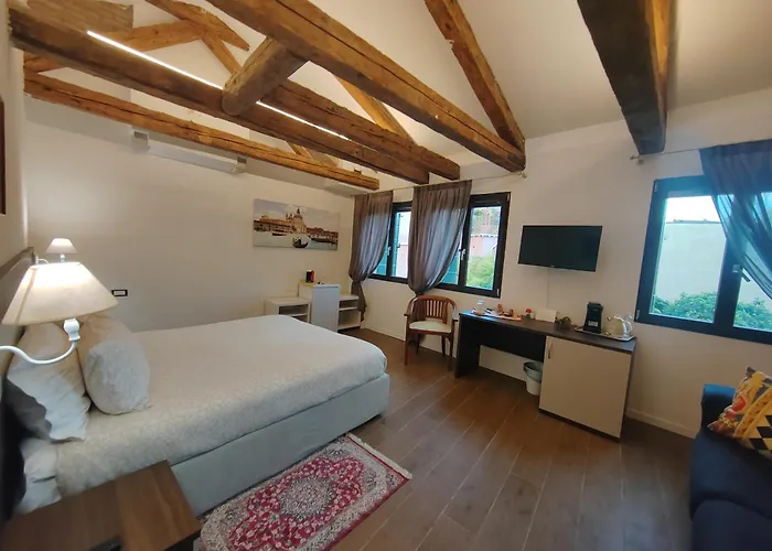 Casa Sulla Laguna Castello 3*