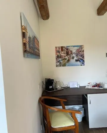 Casa Sulla Laguna Castello בית הארחה