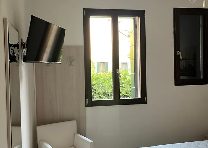 Casa Sulla Laguna Castello